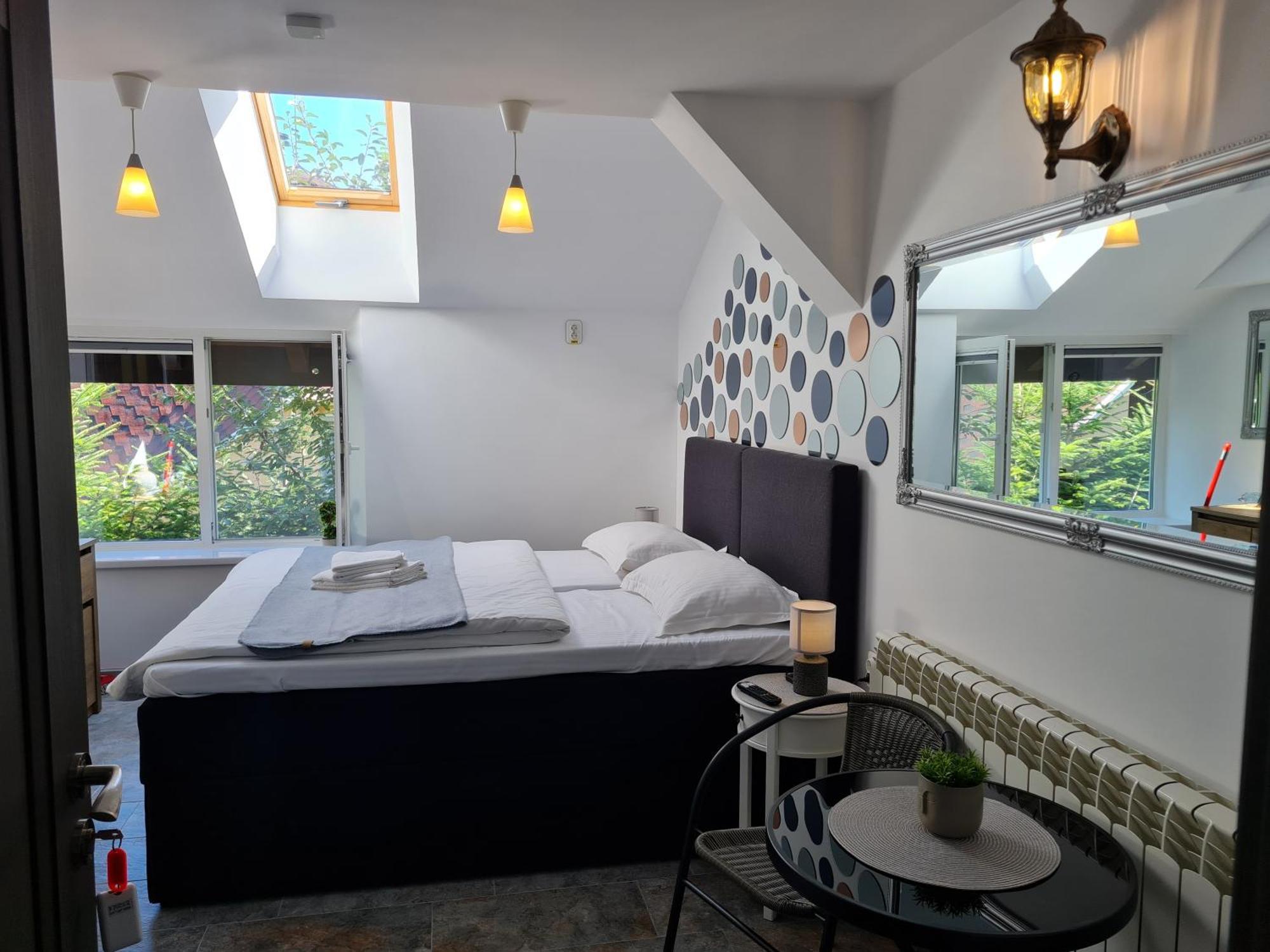 Casa Aryan Apartment Sanpetru ภายนอก รูปภาพ